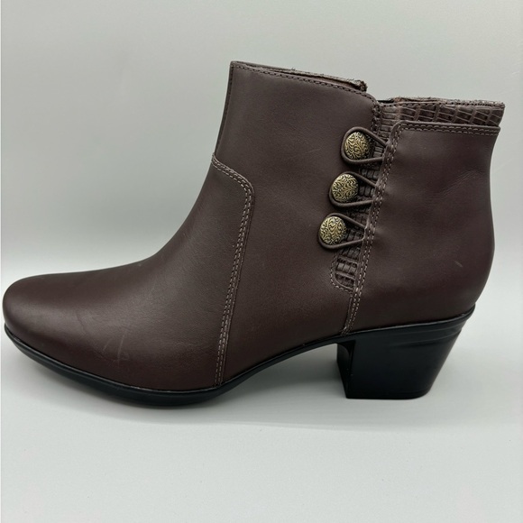 Clarks Womens Emslie Monet Brown  Leather Ankle Booties Side Zip‎ Size 10 - Picture 1 of 5